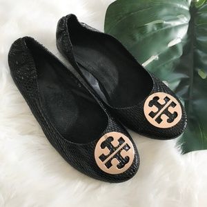 Black Ballet Flats